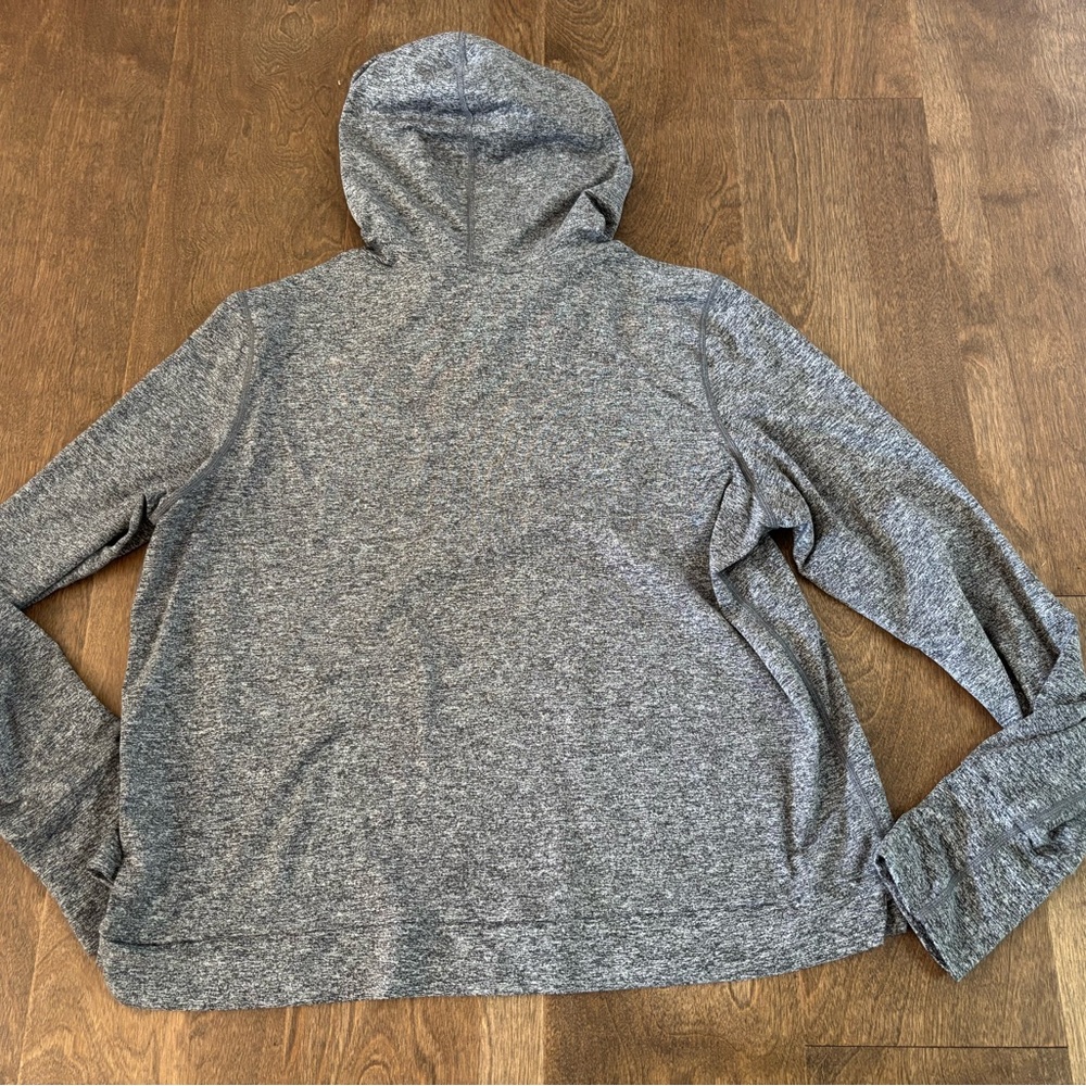 Vuori Halo Essentials Hoodie - Picture 2 of 2